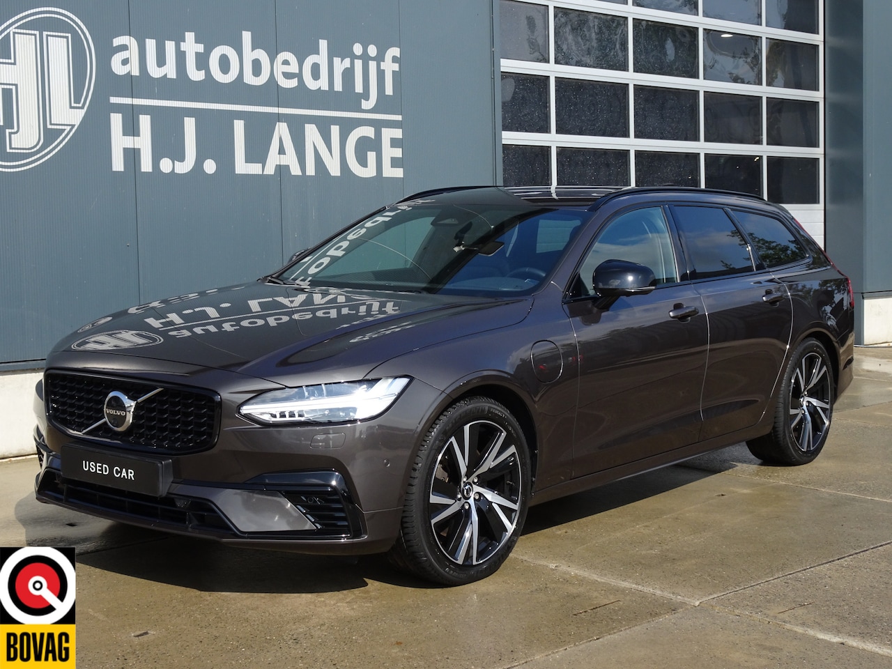 Volvo V90 - 2.0 T6 Plug-in hybrid AWD Plus Dark - AutoWereld.nl