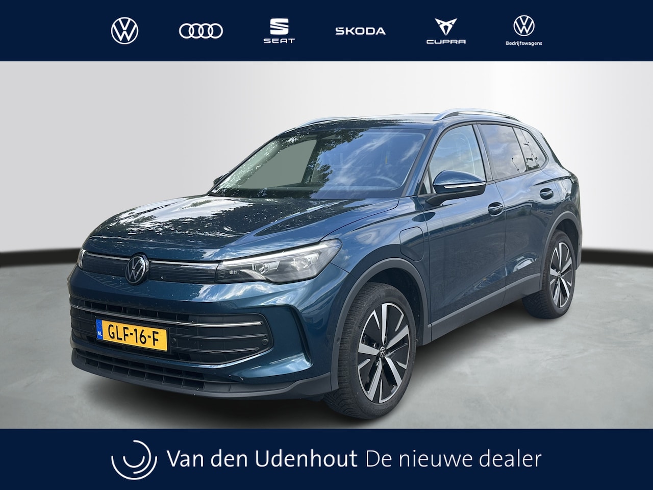 Volkswagen Tiguan - 1.5 eHybrid 204pk Life Edition Navigatie - AutoWereld.nl