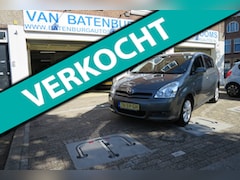 Toyota Verso - 1.8 VVT-i Dynamic | Airco met Climate Controle | Parkeersensoren achter | Trekhaak | APK t