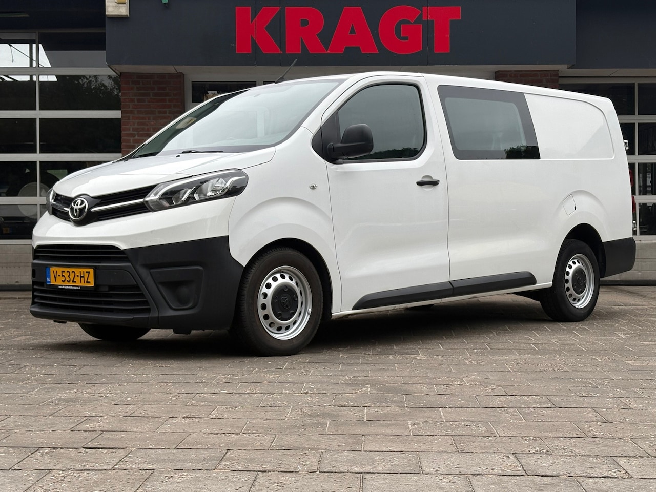 Toyota PROACE Long Worker - 1.6 D-4D Cool Comfort DC|EURO6|Dubbelcabine|airco|cruise|bluetooth|trekhaak|parkeersensore - AutoWereld.nl