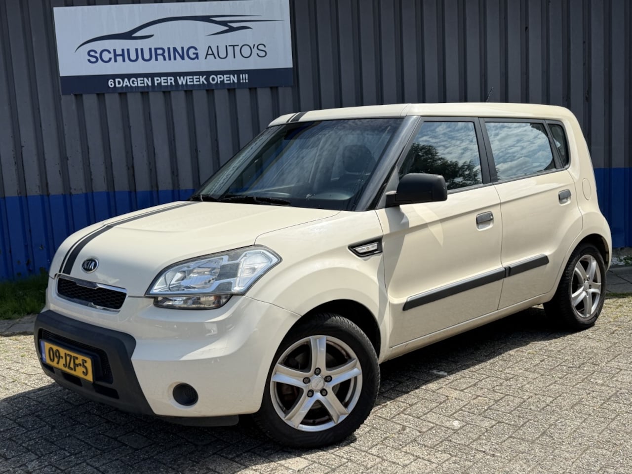 Kia Soul - 1.6 X-pect Cool 1.6 X-pect Cool - AutoWereld.nl