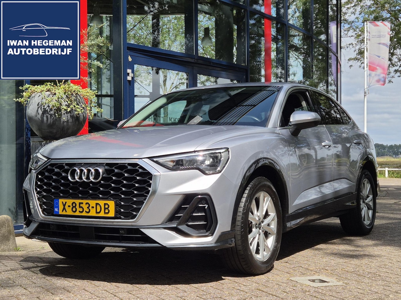 Audi Q3 Sportback - 35 TFSI 150PK AUTOMAAT | Digitaal dashboard | Navigatie | Parkeersensoren + Camera | Cruis - AutoWereld.nl