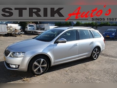 Skoda Octavia Combi - 1.6 TDI EURO 6 NETTO EXPORT € 4249, - ENGINE DEFECT - Ambition Businessline - NAVIGATIE