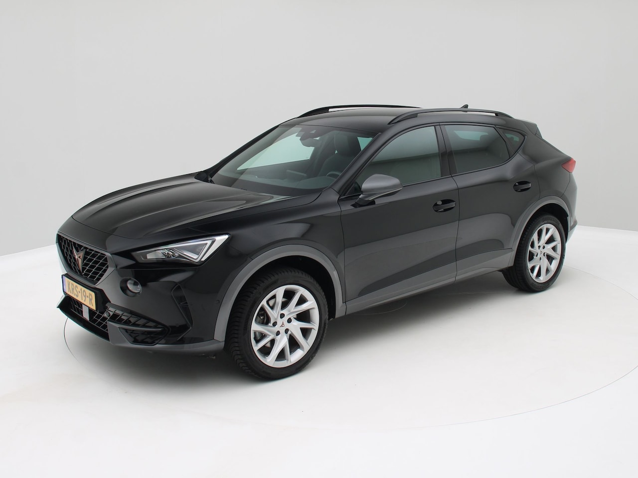 CUPRA Formentor - 1.5 TSI Business Edition / Camera / Carplay / 18'' / Navi / DAB - AutoWereld.nl