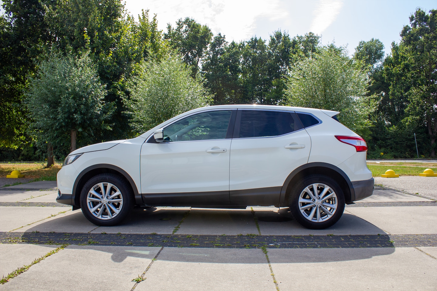 Nissan Qashqai - 1.2 Connect Edition - AutoWereld.nl