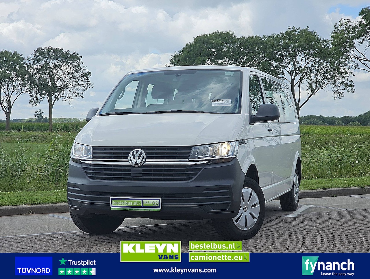 Volkswagen Transporter - 2.0 TDI ac 9-pers EURO6 - AutoWereld.nl