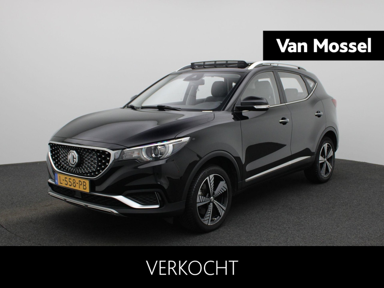MG ZS - Luxury 45 kWh | Leder | Navi | Panoramadak | Carplay | Camera | Stoelverwarming | - AutoWereld.nl