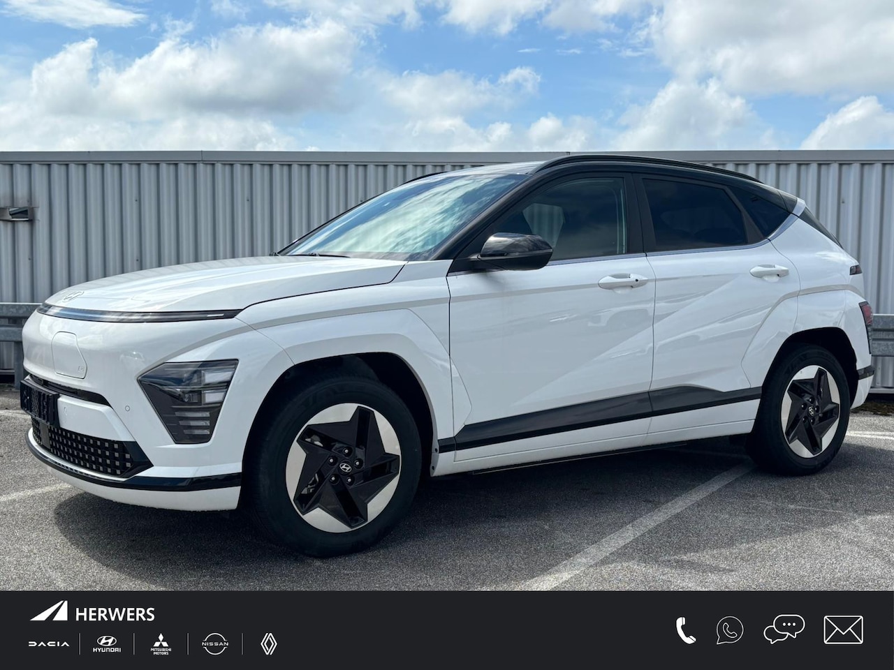 Hyundai Kona Electric - Comfort Smart 65.4 kWh / €4000,- Voordeel / Uit Voorraad Leverbaar / Elektrische Achterkle - AutoWereld.nl