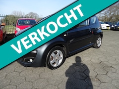 Peugeot 107 - 1.0 Active AUTOMAAT/AIRCO/LMV/PDC