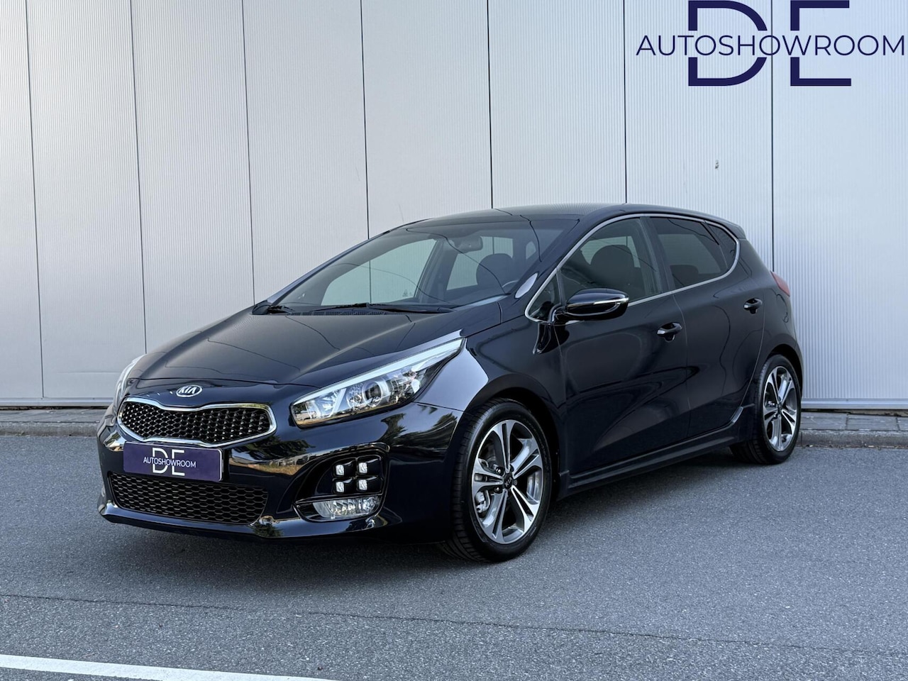 Kia Cee'd - 1.0 T-GDi GT-Plusline | Full Options | Panoramadak - AutoWereld.nl