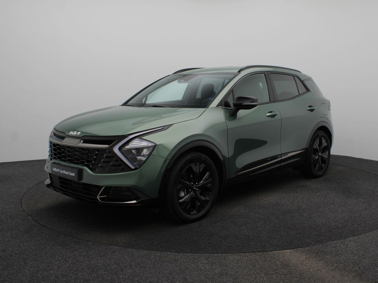 Kia Sportage - 1.6 T-GDi Plug-in Hybrid AWD Dark Edition 1.6 T-GDi Plug-in Hybrid AWD Dark Edition - AutoWereld.nl