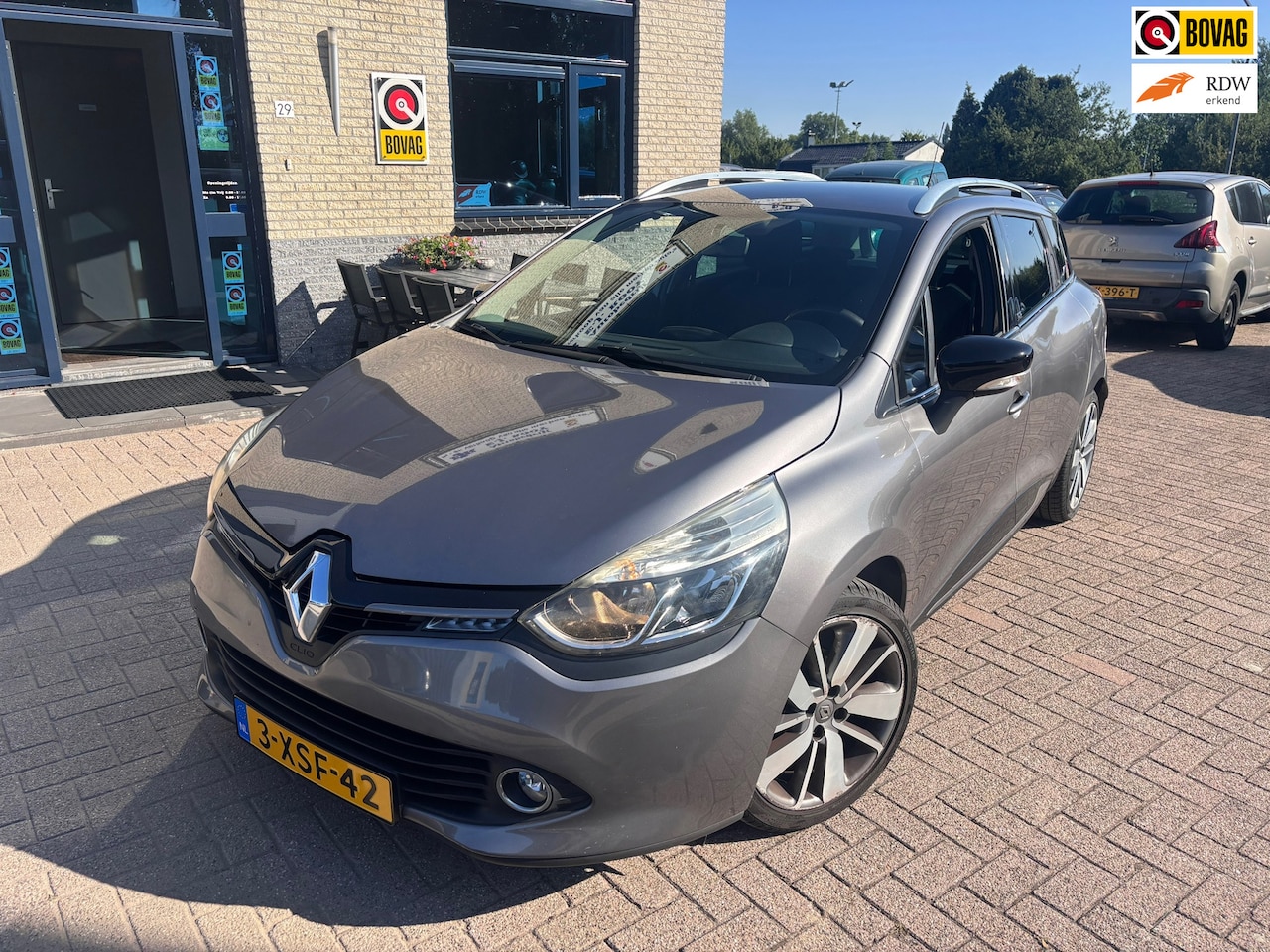 Renault Clio Estate - 0.9 TCe Night&Day - AutoWereld.nl