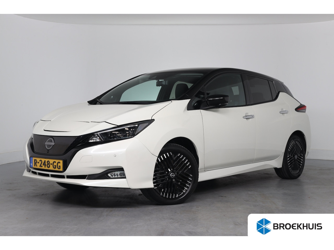 Nissan LEAF - e+ Tekna 62 kWh | Dealer Onderhouden! | Bose | Cruise Adaptive | Trekhaak | 360 Camera | S - AutoWereld.nl