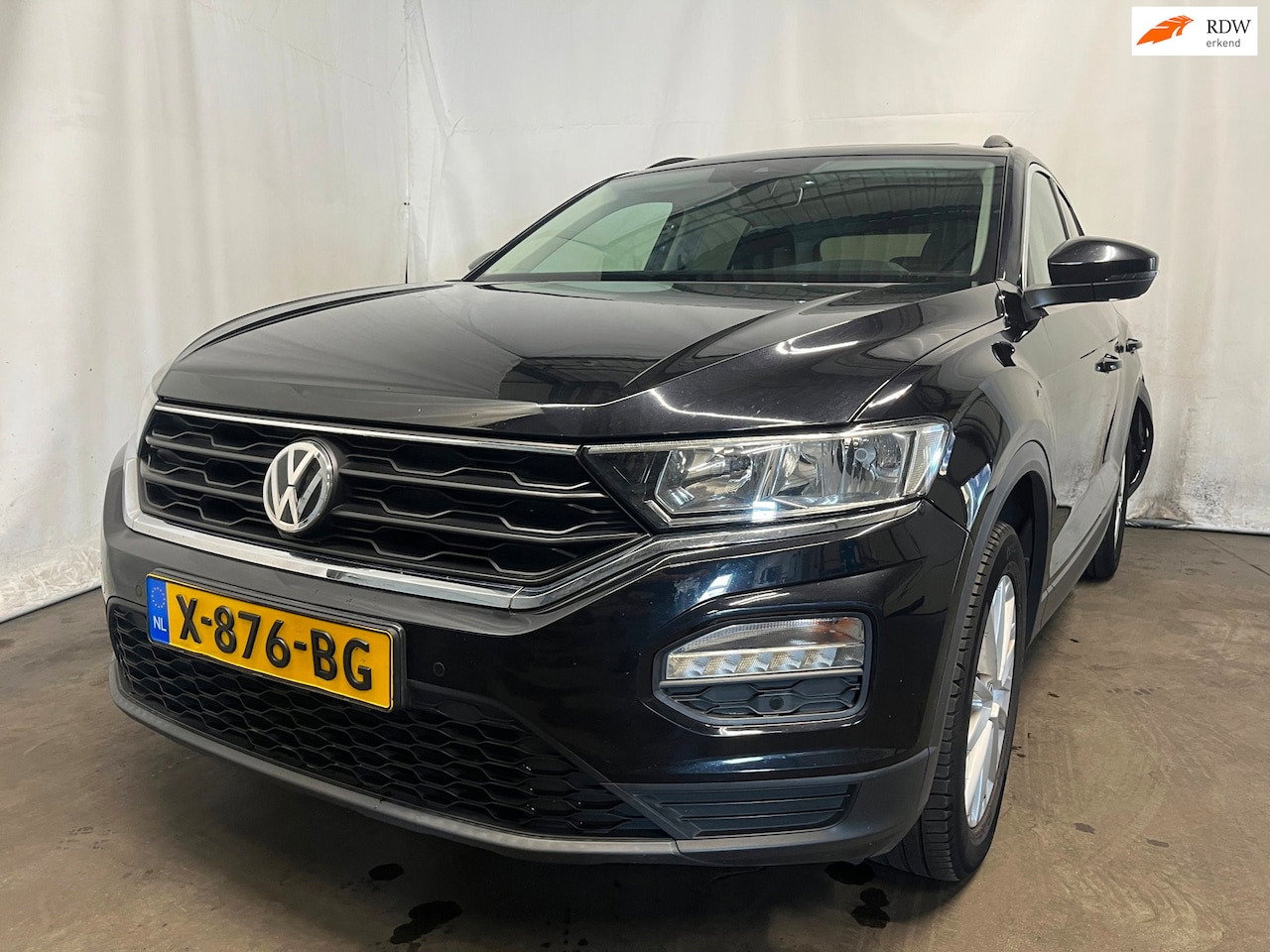 Volkswagen T-Roc - 1.0 TSI Style SCHADEAUTO! - AutoWereld.nl