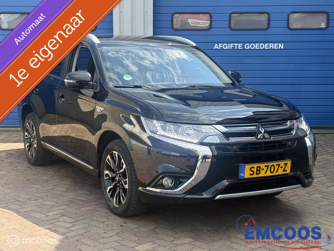 Mitsubishi Outlander - 2.0 PHEV Premium *1E Eigenaar*Trekhaak * INCL BTW * - AutoWereld.nl