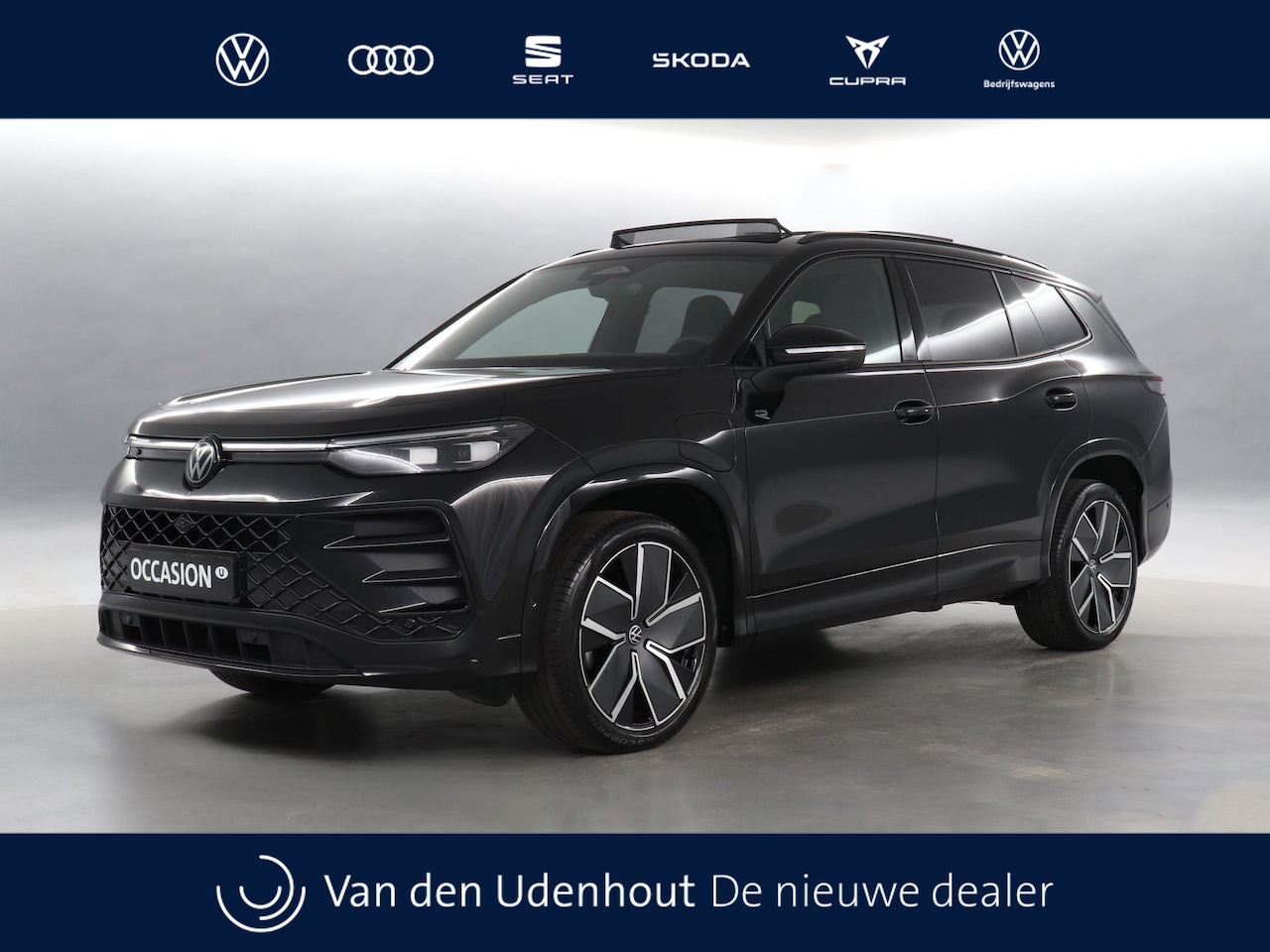 Volkswagen Tayron - 1.5 eHybrid 204pk R-Line Edition DSG / Panoramadak / 360 Camera / Trekhaak - AutoWereld.nl