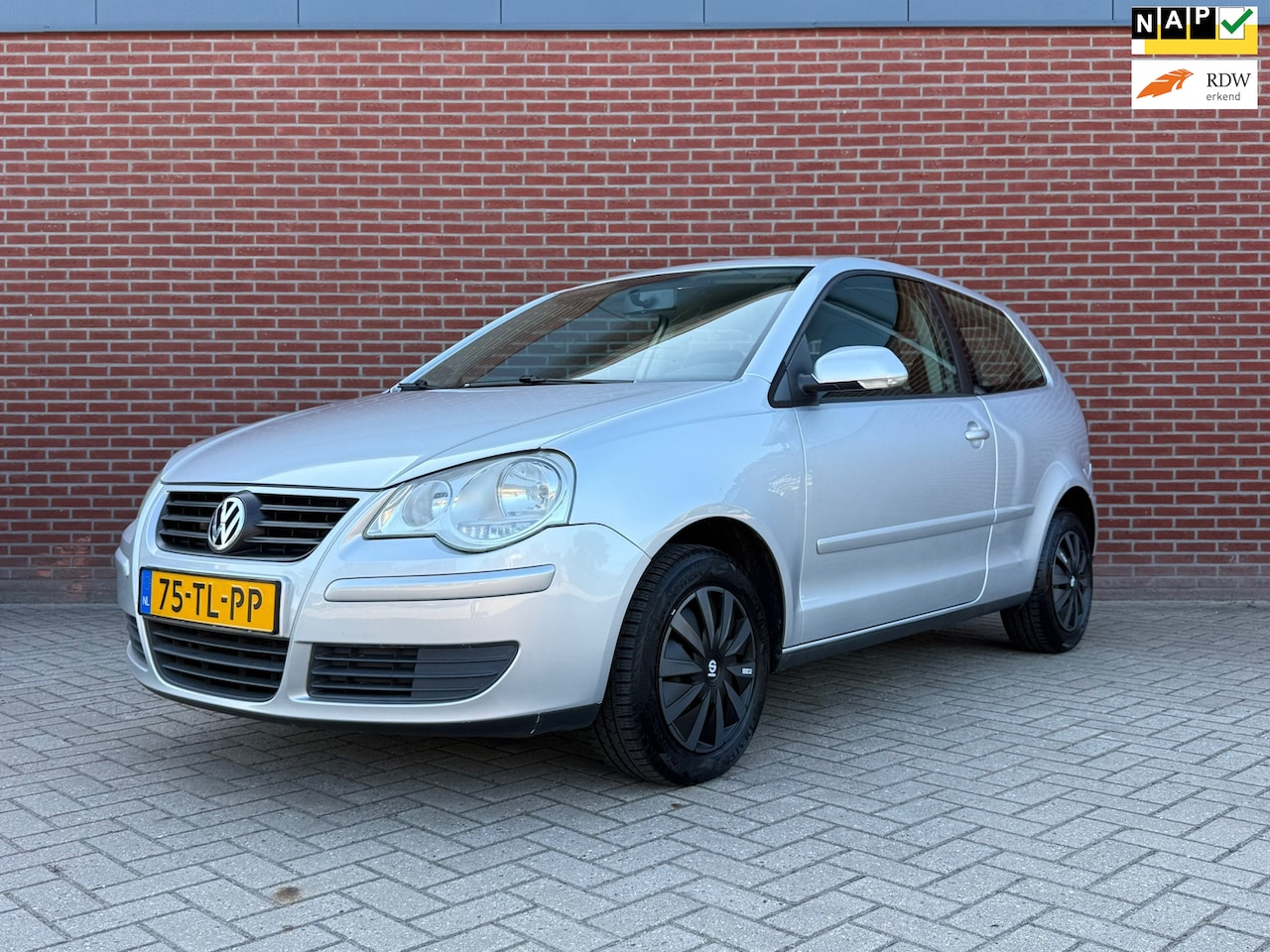Volkswagen Polo - 1.2-12V Optive / Nap / Airco / APK / Trekhaak - AutoWereld.nl