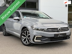 Volkswagen Passat Variant - 1.4 TSI PHEV GTE 360 Camera|Massage|Headup
