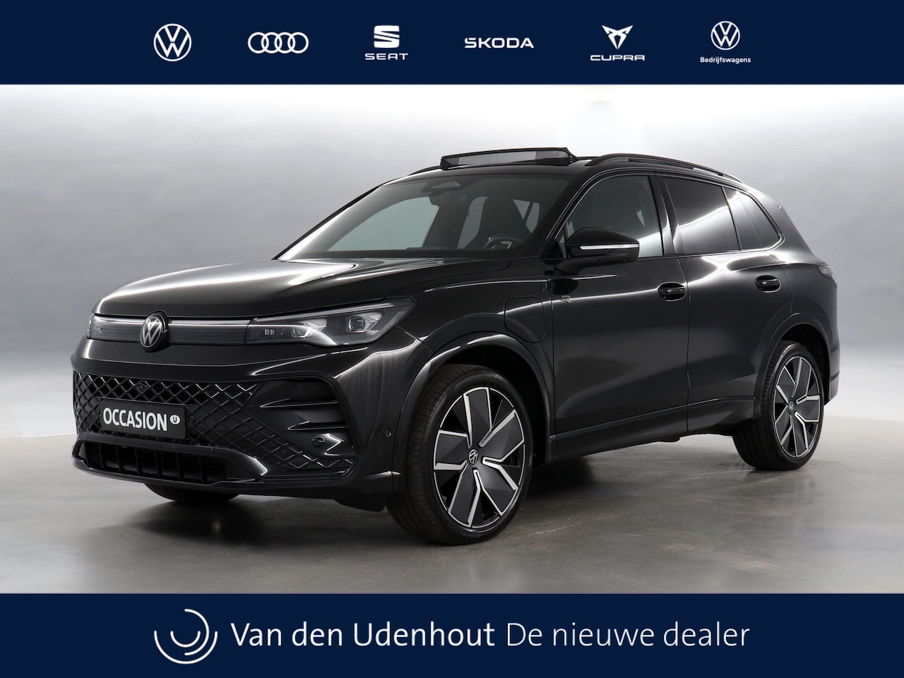 Volkswagen Tiguan - 1.5 eHybrid 204pk R-Line Edition DSG / Panoramadak / 360 Camera / Trekhaak - AutoWereld.nl