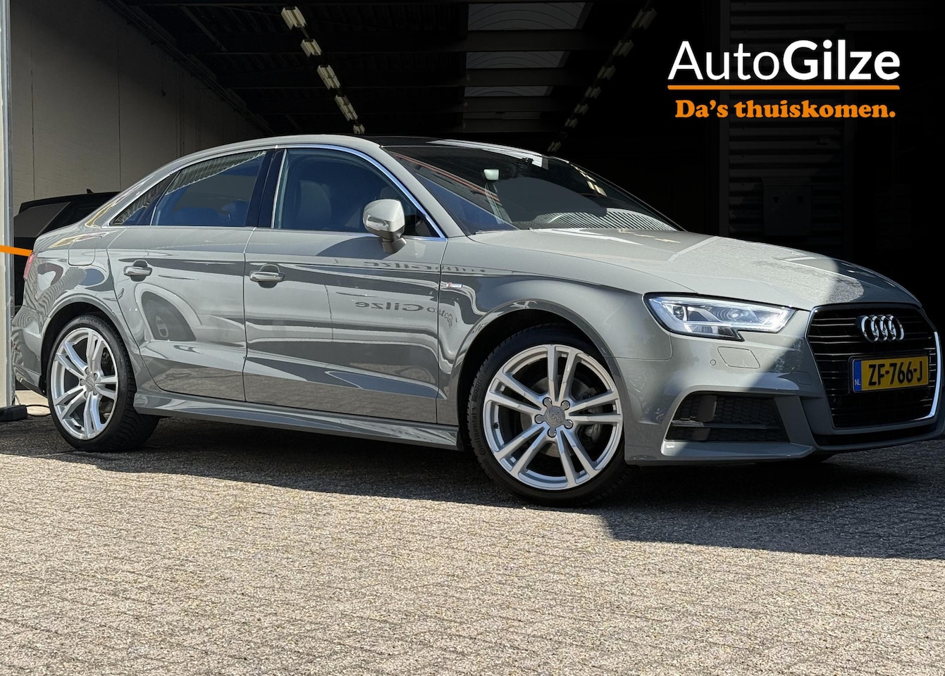 Audi A3 Limousine - 30 TFSI Sport S Line Edition l Trekhaak l Pano l Virtuele Dashboard l Navi l Camera - AutoWereld.nl