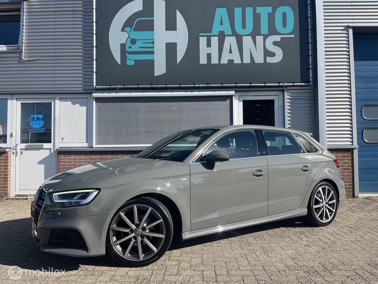 Audi A3 Sportback - 35 TFSI CoD Advance Sport | virtual | S-Line | adaptive - AutoWereld.nl