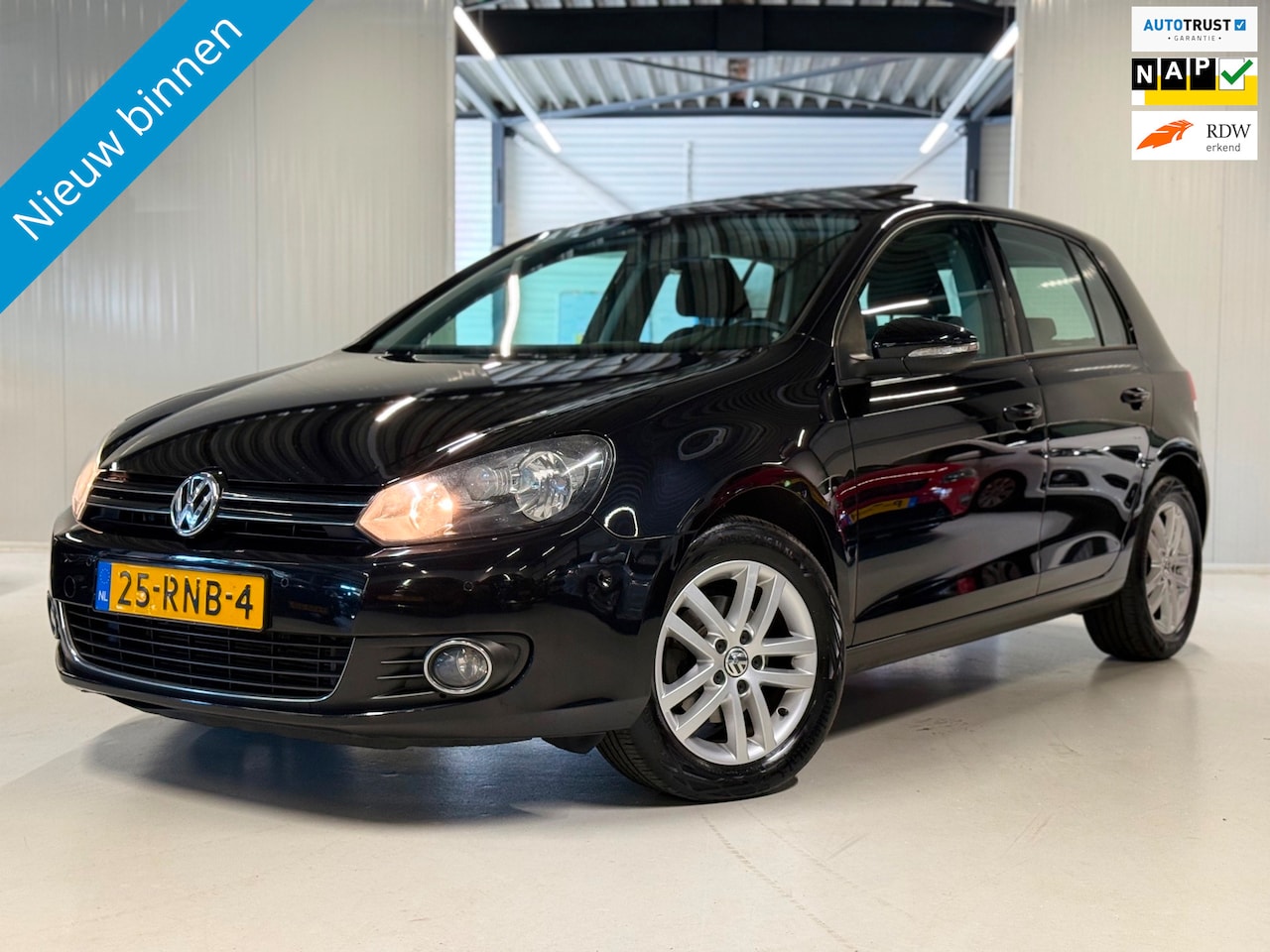 Volkswagen Golf - 1.2 TSI Highline Automaat|Opendak|Keyless!! - AutoWereld.nl