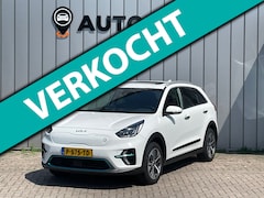 Kia e-Niro - DynamicPlusLine 64 kWh SOH100% 1E EIG DEALEROND |PANO|CAMERA|STOEL+STUURVRM|LEER|ADAPT.CRU