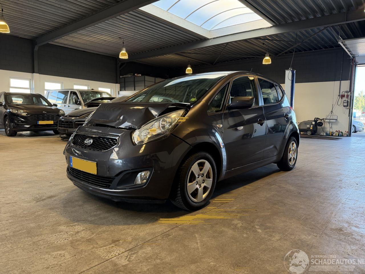 Kia Venga - 1.6 CVVT Plus Pack Automaat! - AutoWereld.nl