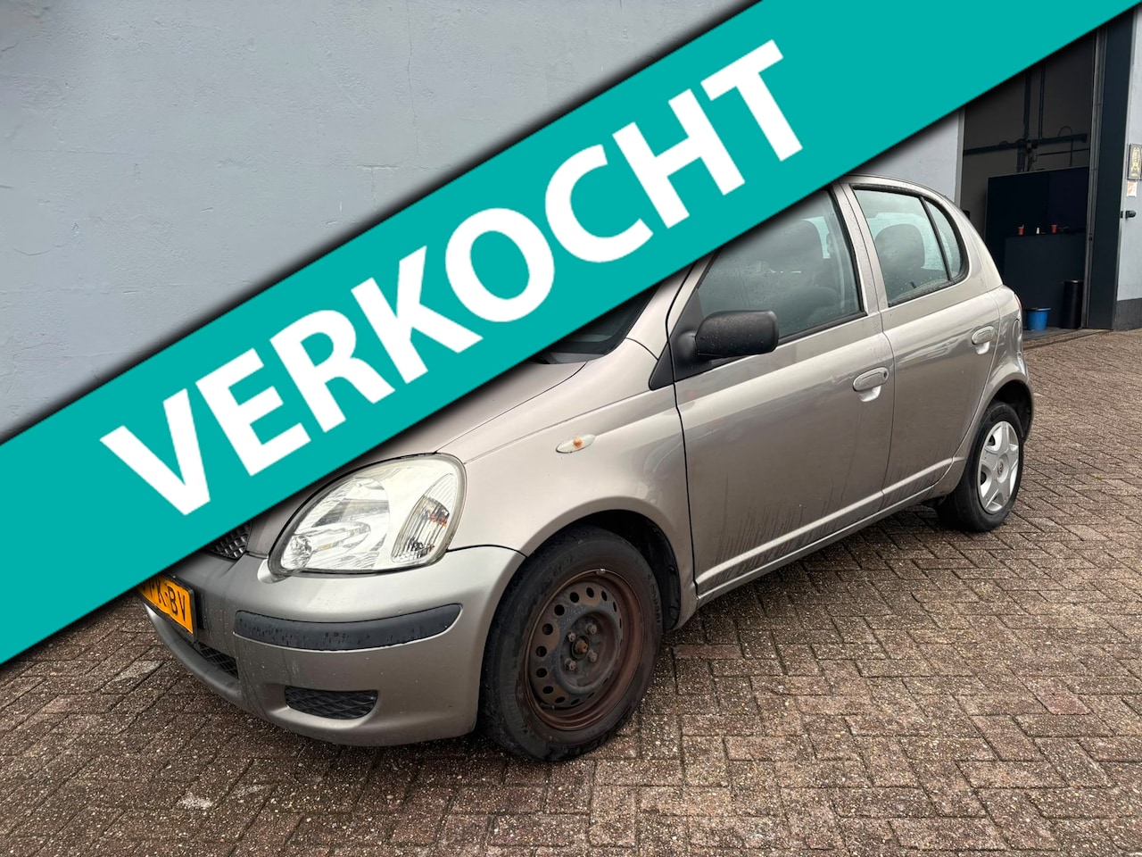 Toyota Yaris - 1.3 VVT-i Idols 5-Deurs - Airco - AutoWereld.nl