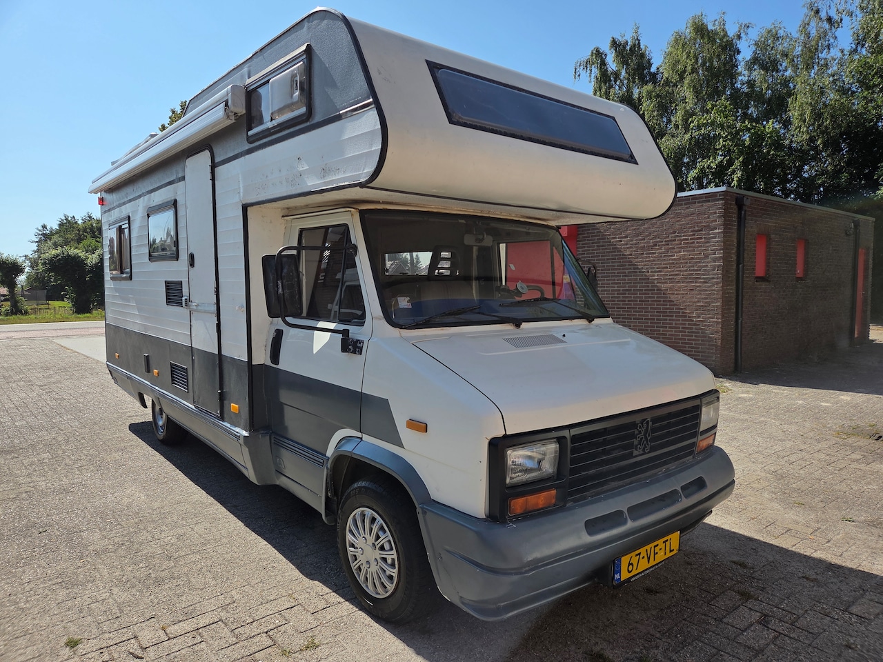 Peugeot Boxer - 280L camper - AutoWereld.nl