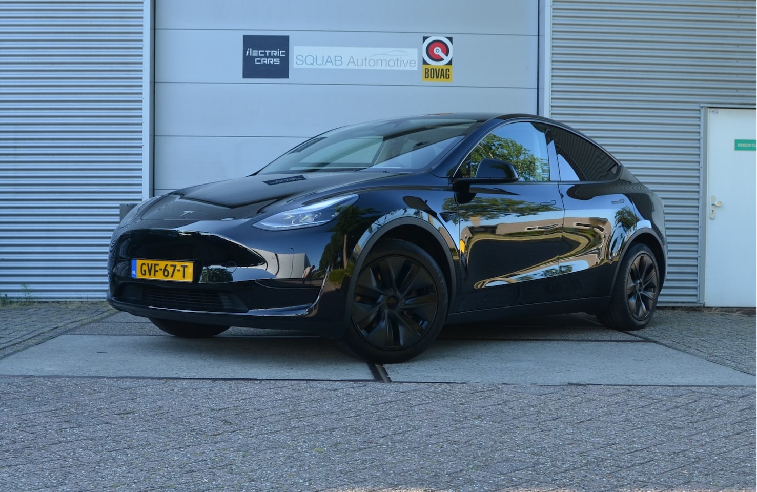 Tesla Model Y - RWD 58 kWh AutoPilot4.0, FSD 99,- p/mnd - AutoWereld.nl