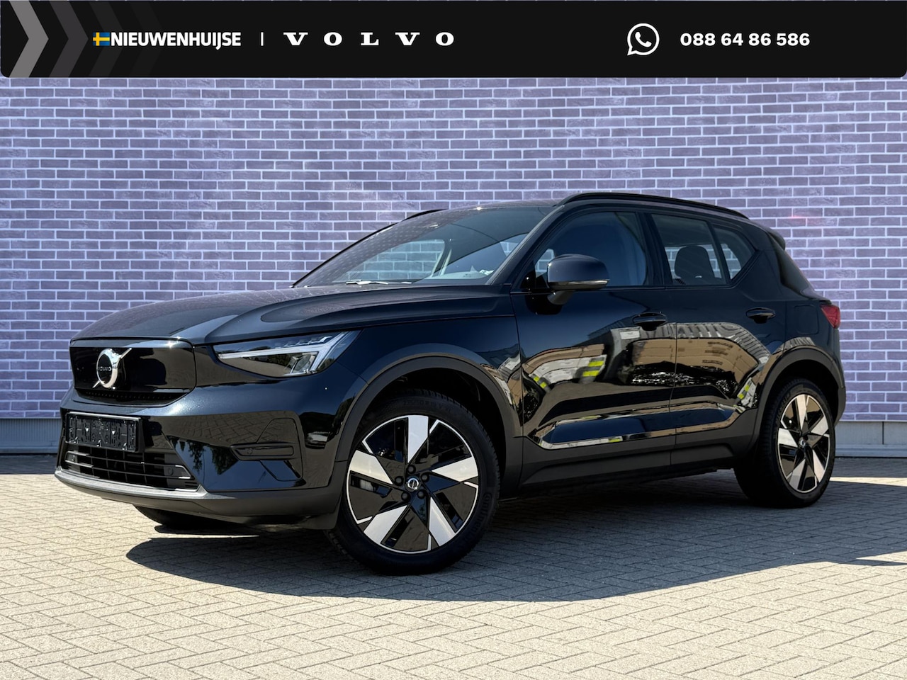 Volvo XC40 - Single Motor Essential 69 kWh | Cruise control | Climate control | Achteruitrijcamera | Go - AutoWereld.nl