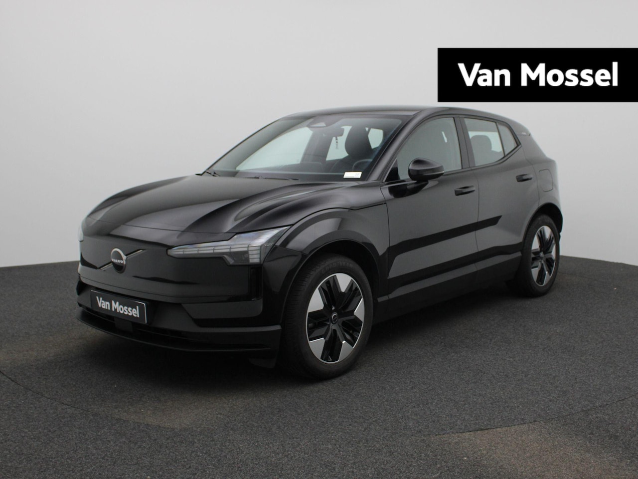 Volvo EX30 - Single Motor Extended Range Core | Automaat | Apple Carplay / Android Auto | Navigatie | S - AutoWereld.nl