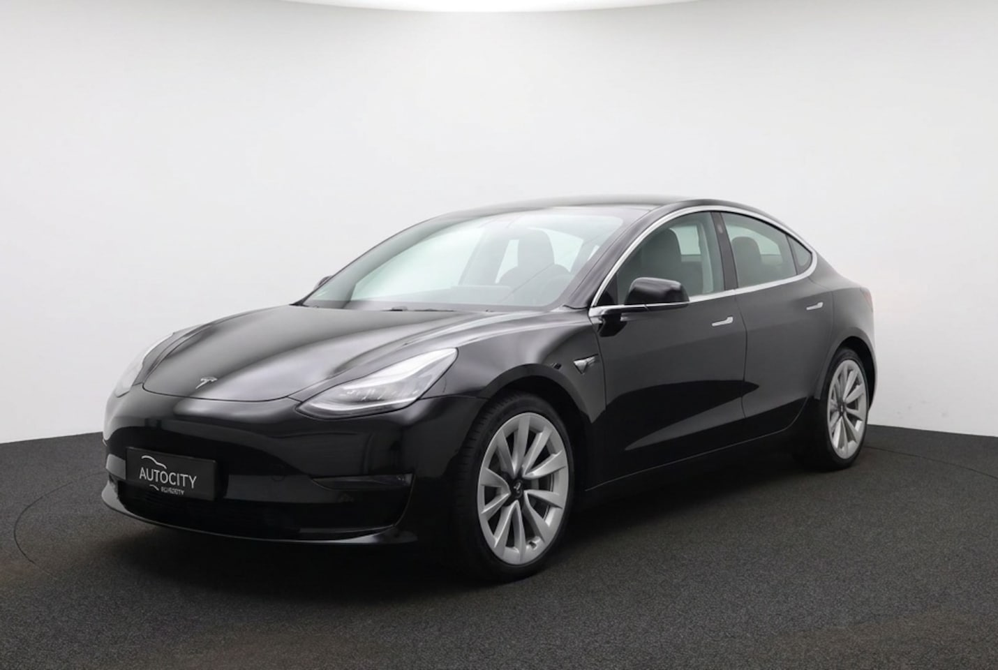 Tesla Model 3 - Standard Range Plus RWD 60 kWh AMD Ryzen l Pano l Full Self Driving 3 - AutoWereld.nl