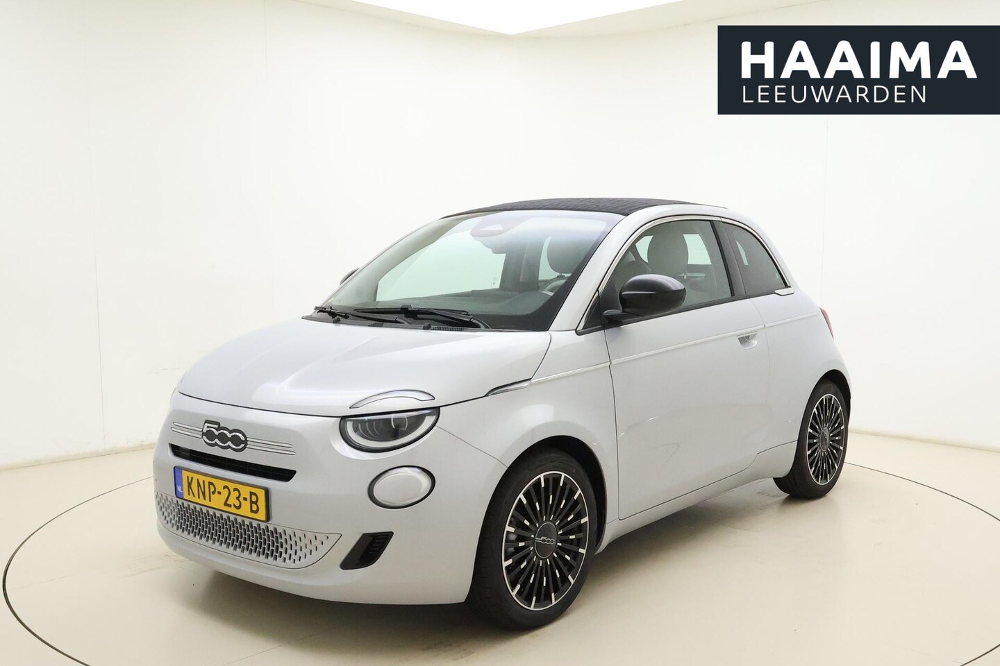 Fiat 500 - 1.0 Hybrid La Prima Cabrio | DEMO | Lederen bekleding | Camera | 8 Jaar speciale garantie - AutoWereld.nl