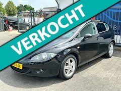 SEAT Leon - 1.6 Sportstyle / AIRCO / AUX / CRUISE CONTROL / TREKHAAK / NAP