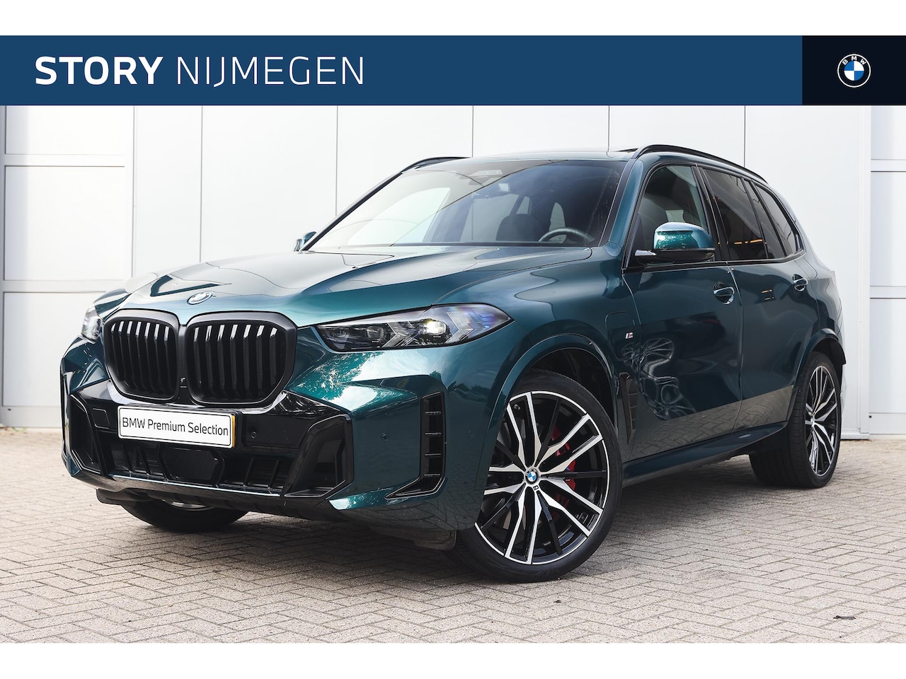 BMW X5 - xDrive50e M Sport Automaat / Panoramadak / Trekhaak / Massagefunctie / Comfortstoelen / So - AutoWereld.nl