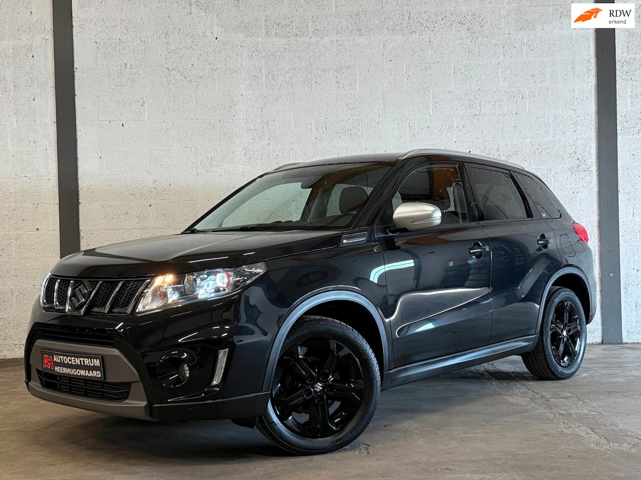 Suzuki Vitara - 1.4 S Allgrip Automaat|Navi|Camera|Carplay|Leder|Volledig Onderhouden !! - AutoWereld.nl