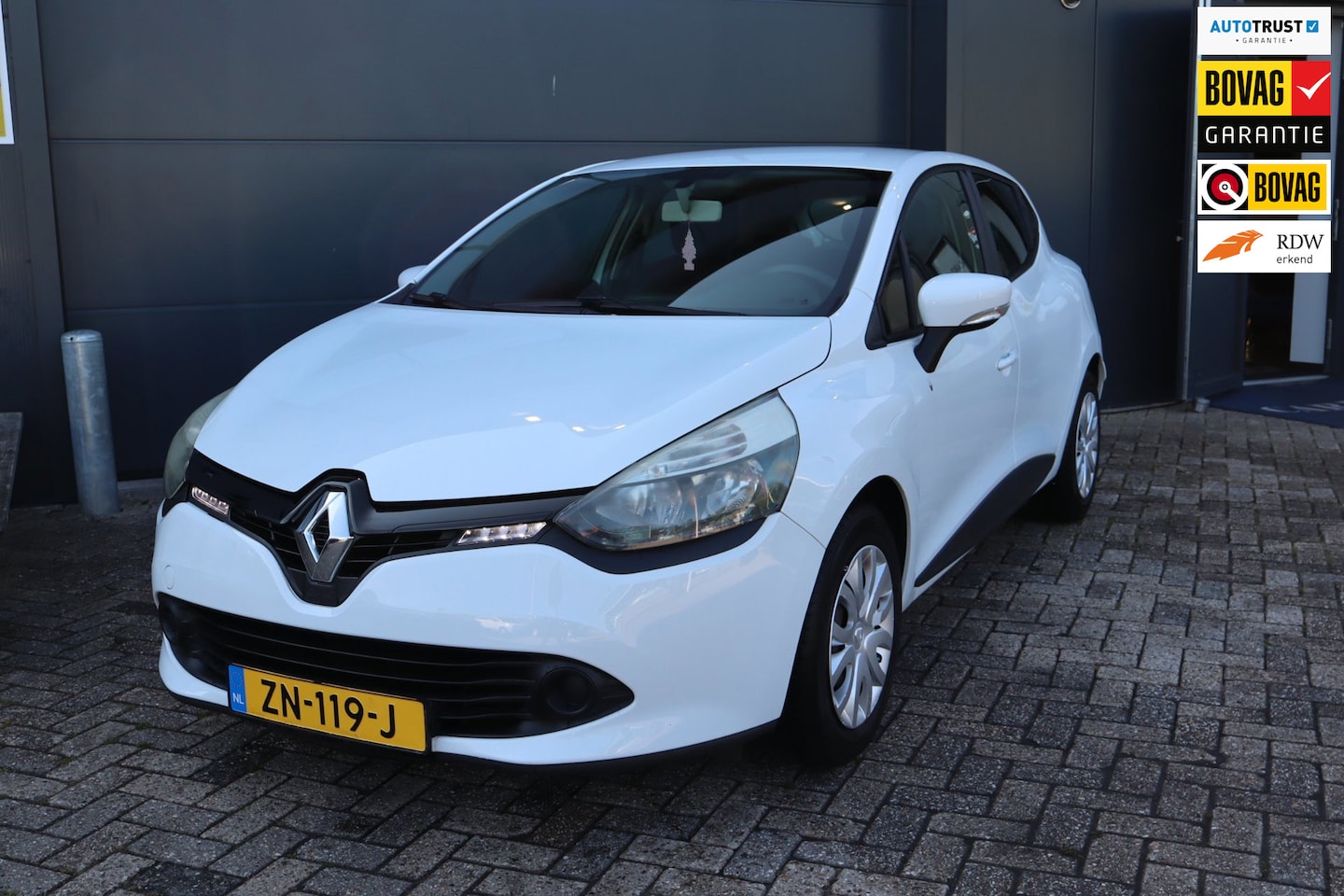 Renault Clio - 1.2 16V-Airco-APK - AutoWereld.nl