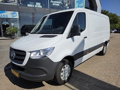 Mercedes-Benz Sprinter - 317 CDI L2-H1 RWD Automaat * 3, 5t Trekgewicht * Camera * Cruise * MBUX