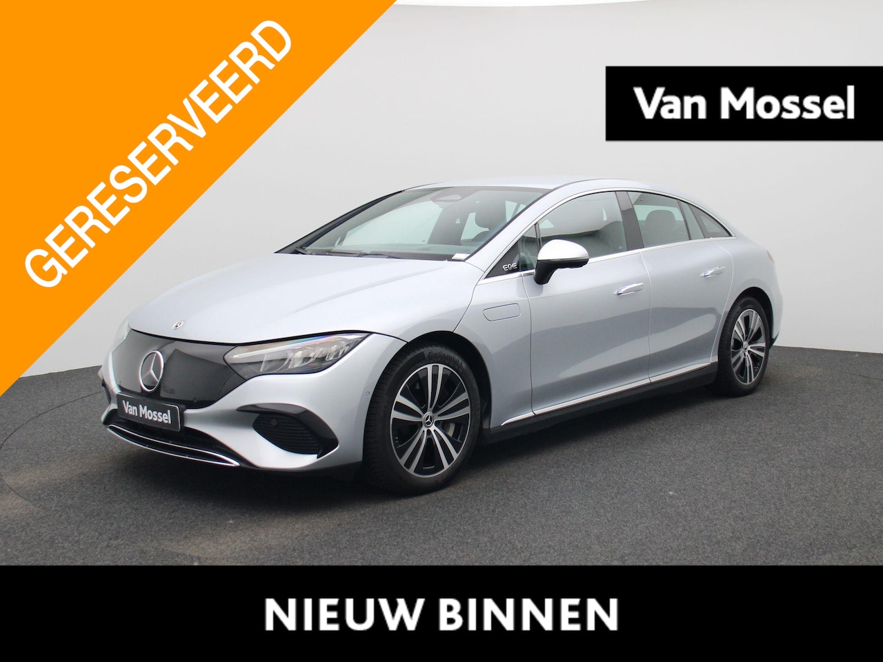Mercedes-Benz EQE - 300 Business Line 89 kWh | Apple Carplay / Android Auto | Achteruitrijcamera | Parkeersens - AutoWereld.nl