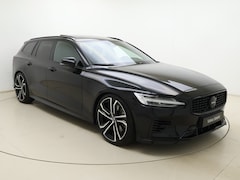 Volvo V60 - T8 455pk AWD Ultra Dark Performance Edition / 20 Inch / Heico verlaagd / Stylingkit / Schu