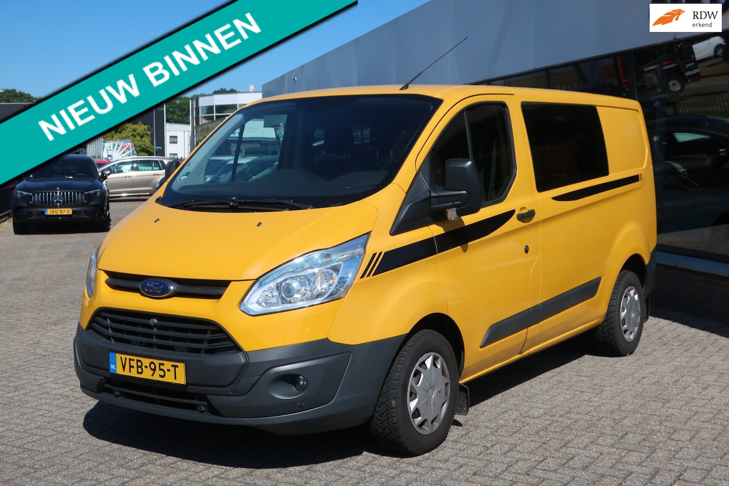 Ford Transit Custom - 270 2.2 TDCI L1H1 Ambiente Cruise_PDC_DCAB. - AutoWereld.nl