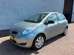 Toyota Yaris - 1.3 VVTi Comfort - Airco - Trekhaak