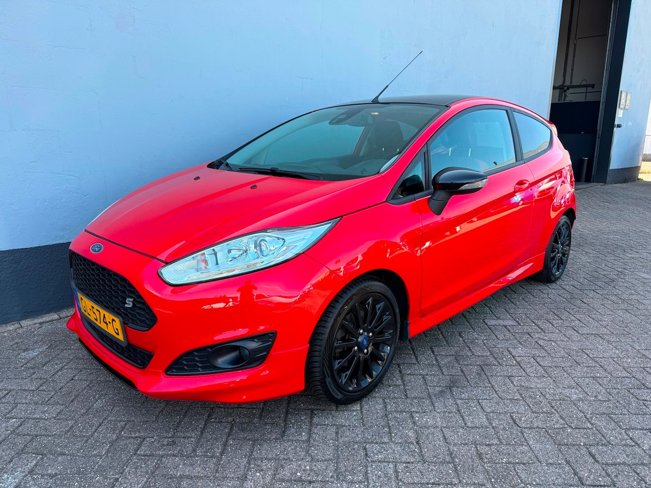 Ford Fiesta - 1.0 EcoBoost Red Edition 1.0 EcoBoost Red Edition - AutoWereld.nl