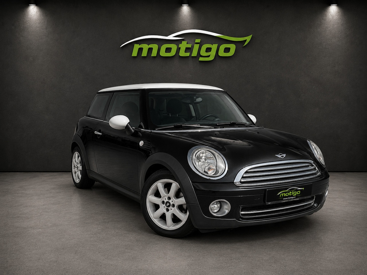 MINI 3-Deurs - 1.6 Cooper/airco/ LM velgen/all season banden - AutoWereld.nl