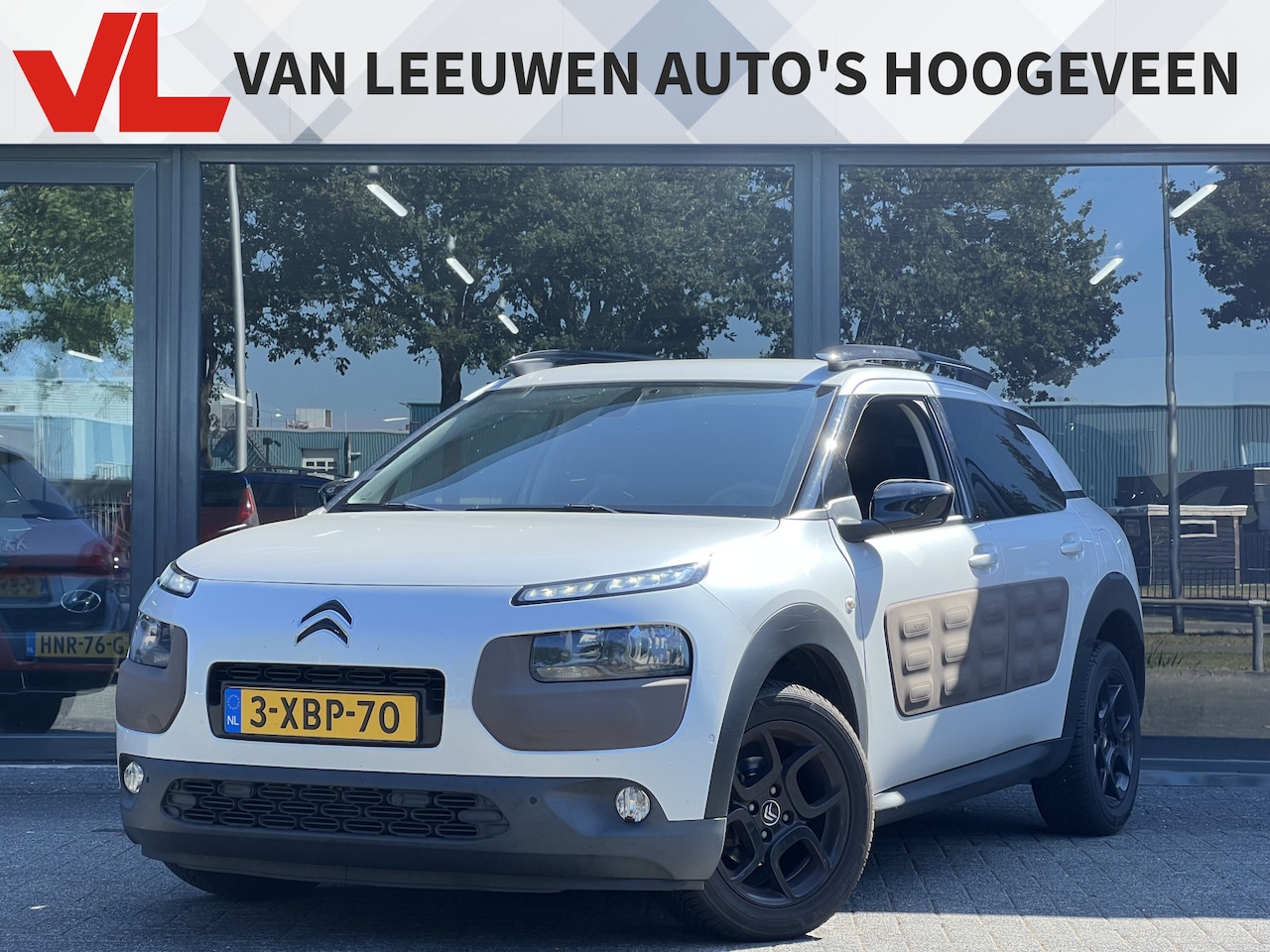 Citroën C4 Cactus - 1.2 e-VTi Shine | Nieuw binnen | Trekhaak | Automaat - AutoWereld.nl