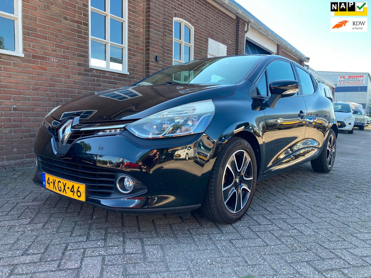 Renault Clio - 0.9 TCe Expression bj 2013. Airco, Cruise, Navi , inruil is mogelijk - AutoWereld.nl