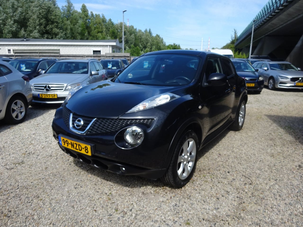 Nissan Juke - 1.6 Acenta Eco. Airco, Cruise control, Trekhaak - AutoWereld.nl
