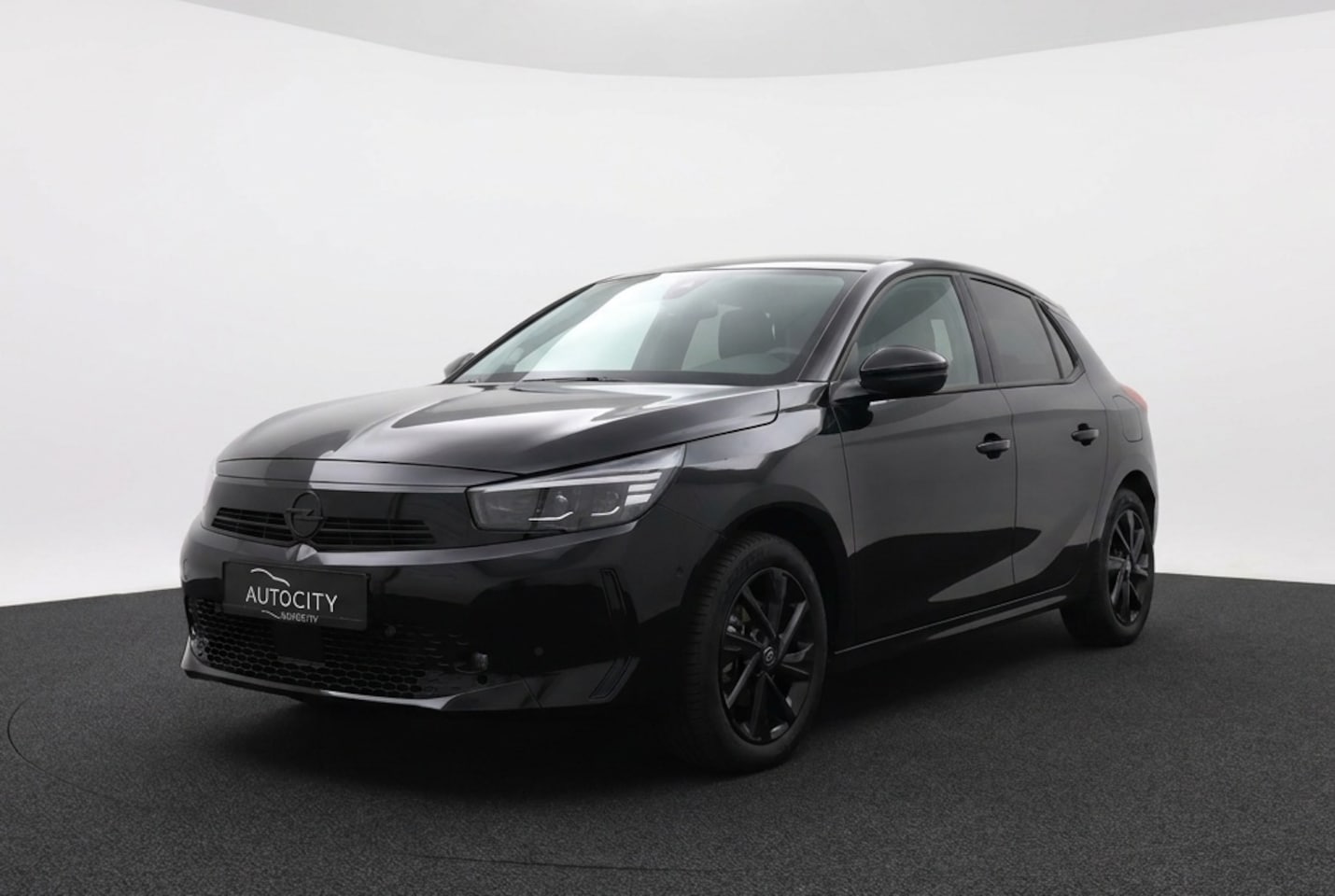 Opel Corsa - 1.2 Turbo GS line Automaat | Stuur/Stoelverwarming | Carplay | Camera | Grote Navi - AutoWereld.nl